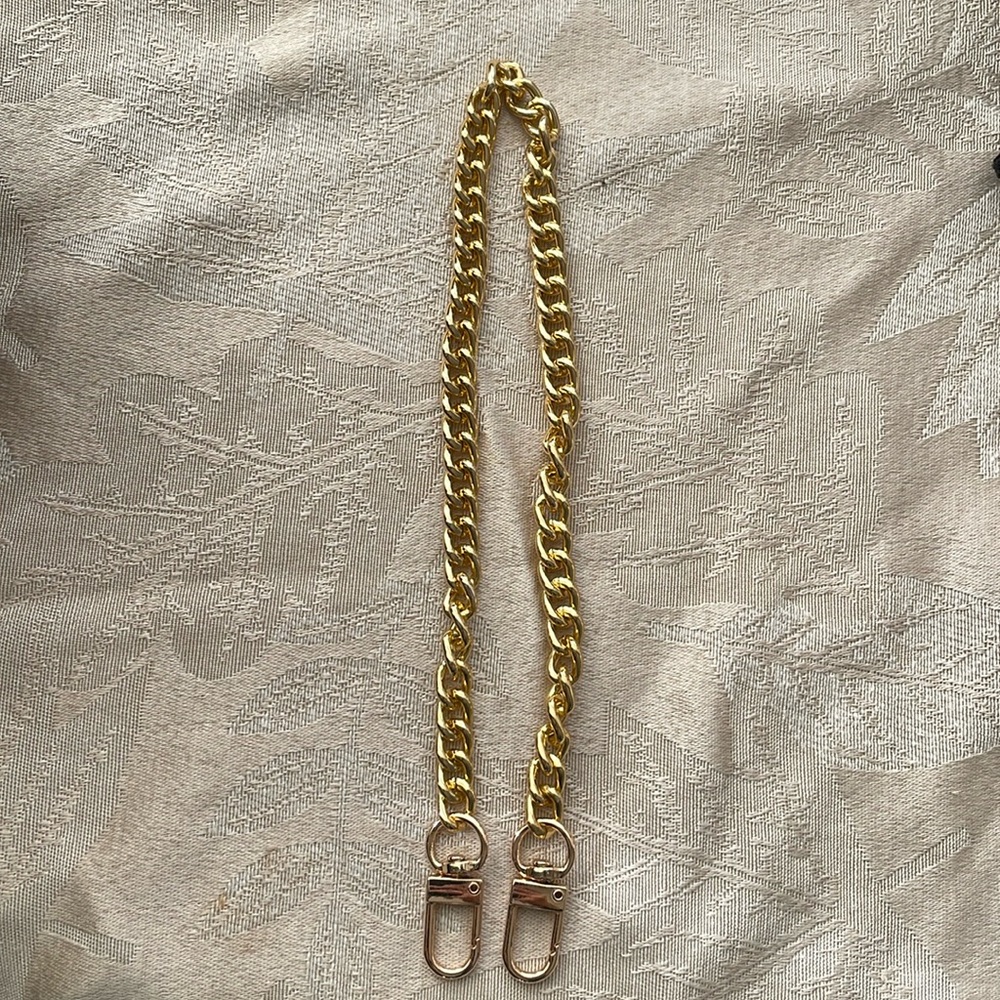 Unbranded Purse or Accessory chain gold